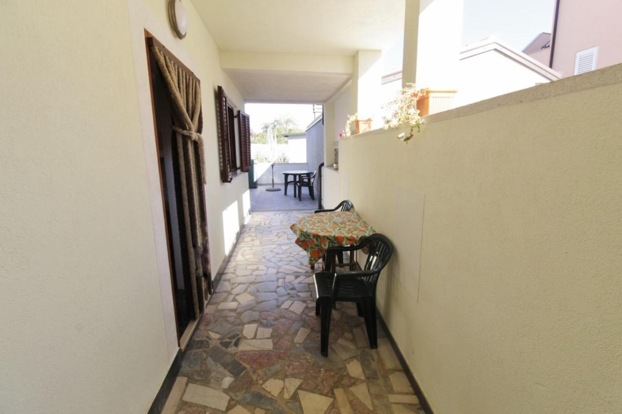 Apartments Zambratija With Sea View المظهر الخارجي الصورة