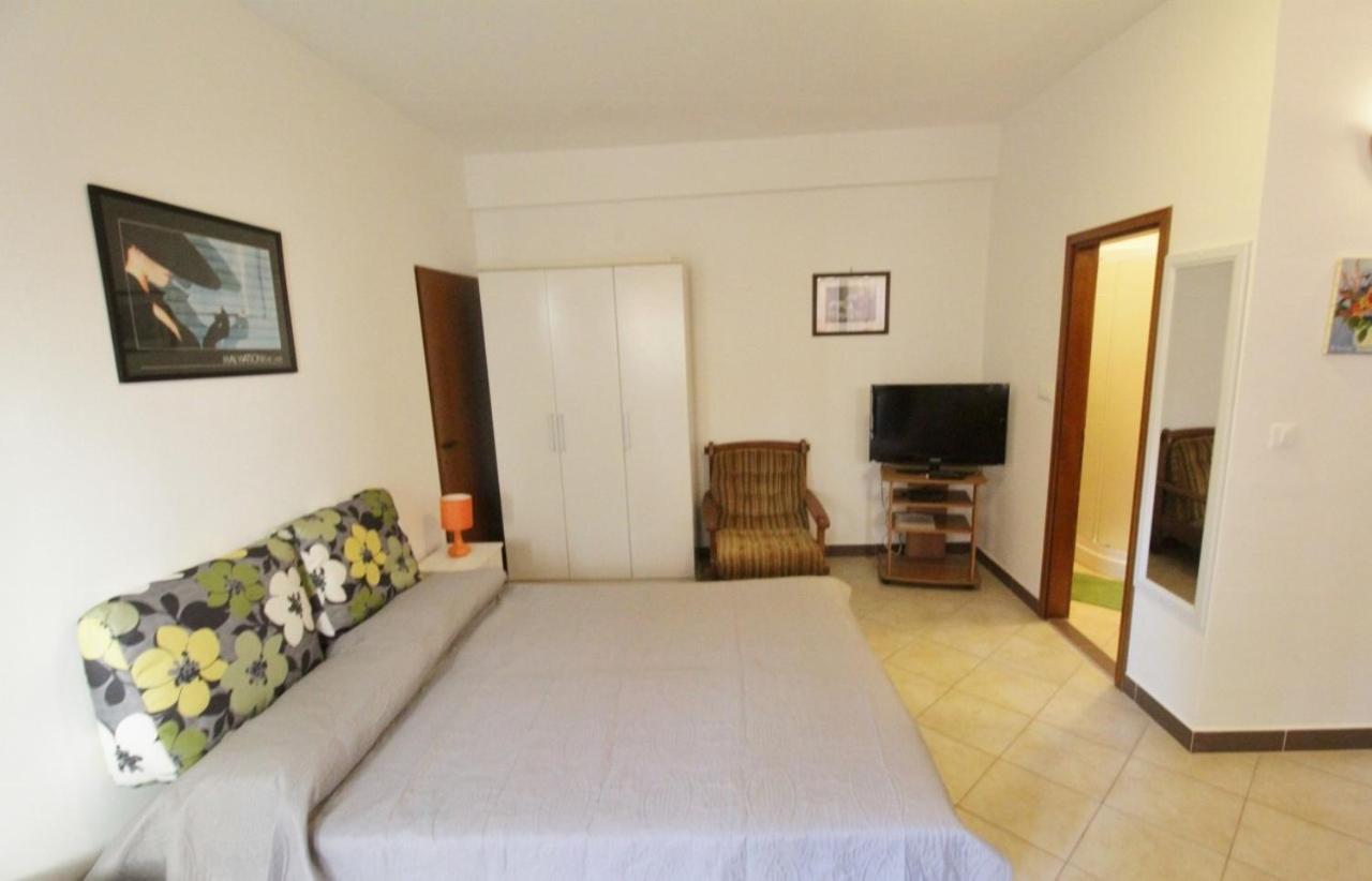 Apartments Zambratija With Sea View المظهر الخارجي الصورة