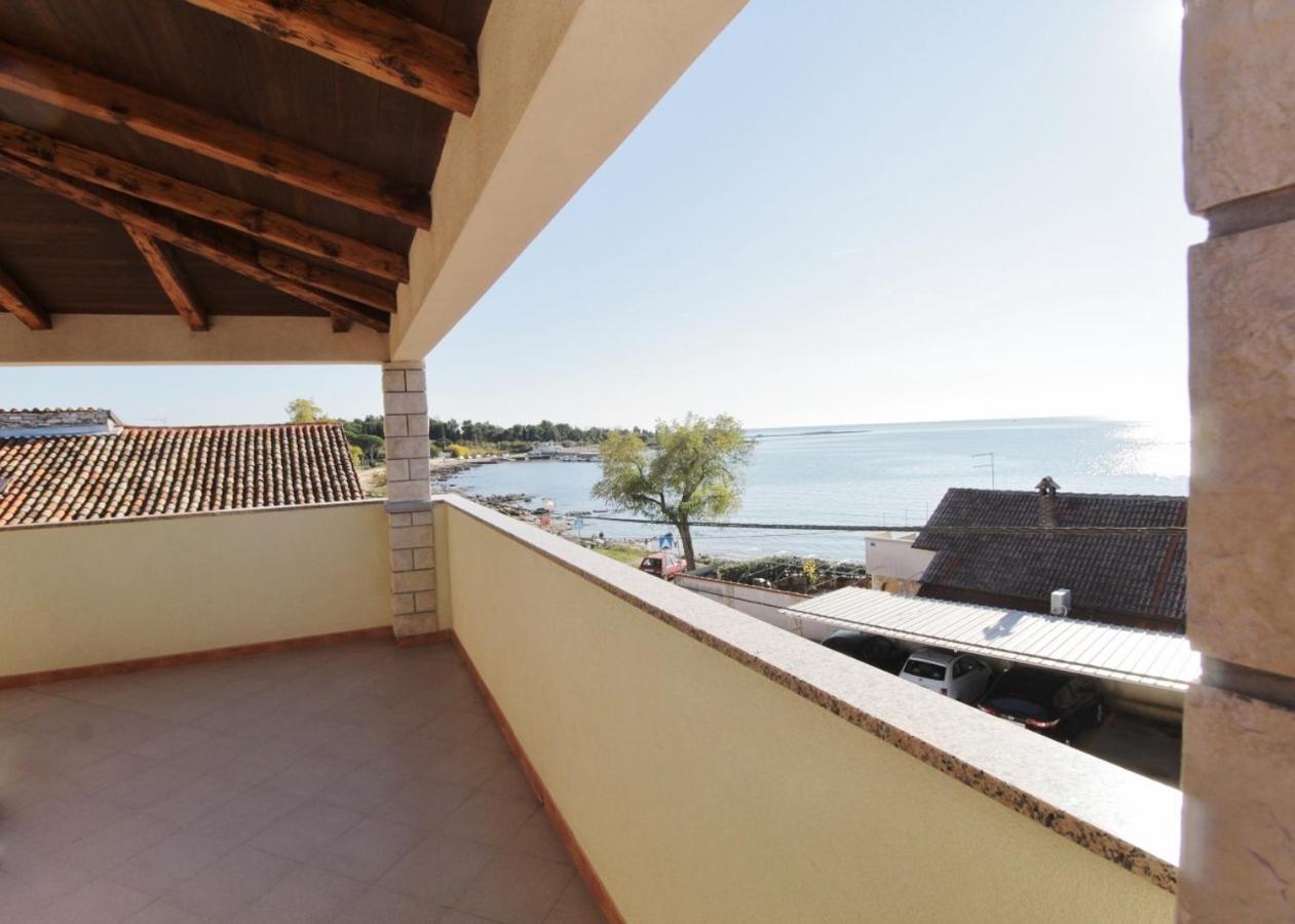 Apartments Zambratija With Sea View المظهر الخارجي الصورة